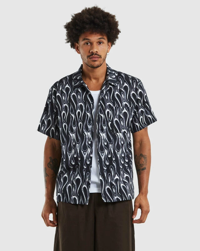 Hawaiian Short Sleeve Shirt Burning Out Black/White 3 Hawaiian Short Sleeve Shirt Burning Out Black/White