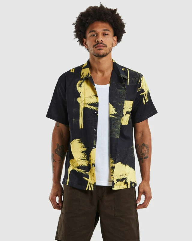 Hawaiian Short Sleeve Shirt Windy Nice Black/Yellow 3 Hawaiian Short Sleeve Shirt Windy Nice Black/Yellow