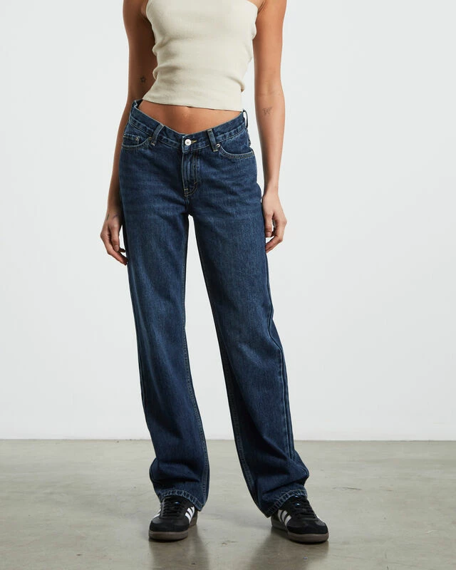 Emmy V Waist Straight Jeans In Y2K Blue 3 Emmy V Waist Straight Jeans In Y2K Blue