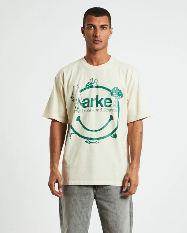 MARKET Smiley Arts & Sciences T-shirt Sand 3 MARKET Smiley Arts & Sciences T-shirt Sand