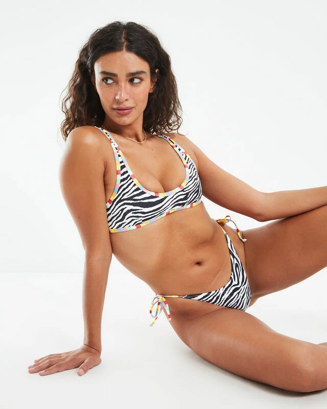 90's Duo Crop Bikini Top Bronco Black/White 3 90's Duo Crop Bikini Top Bronco Black/White