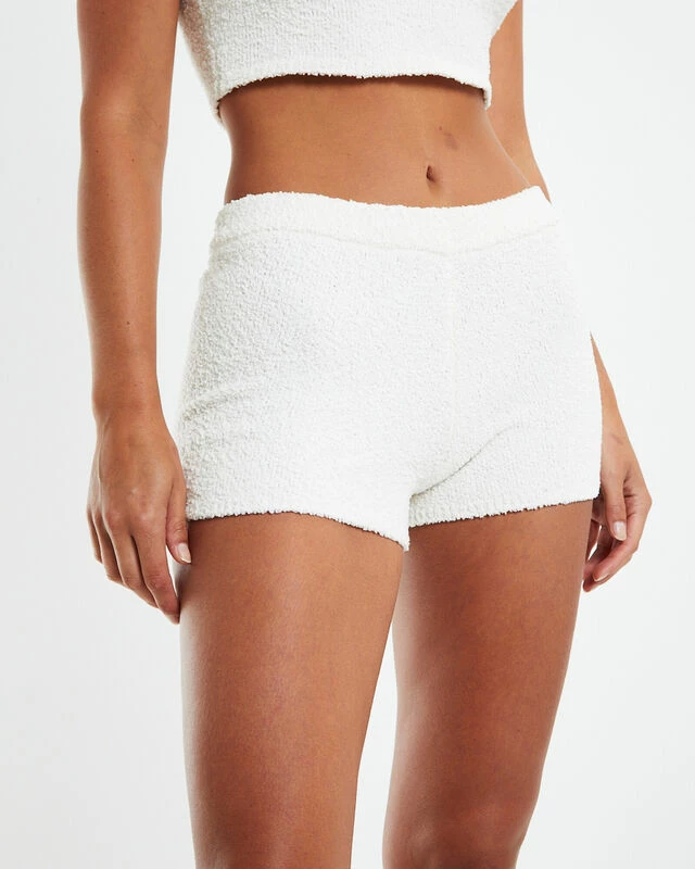 Boucle Hot Shorts White 3 Boucle Hot Shorts White