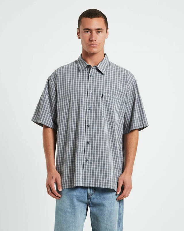 Skate Short Sleeve Shirt In Grey Check 3 Skate Short Sleeve Shirt In Grey Check