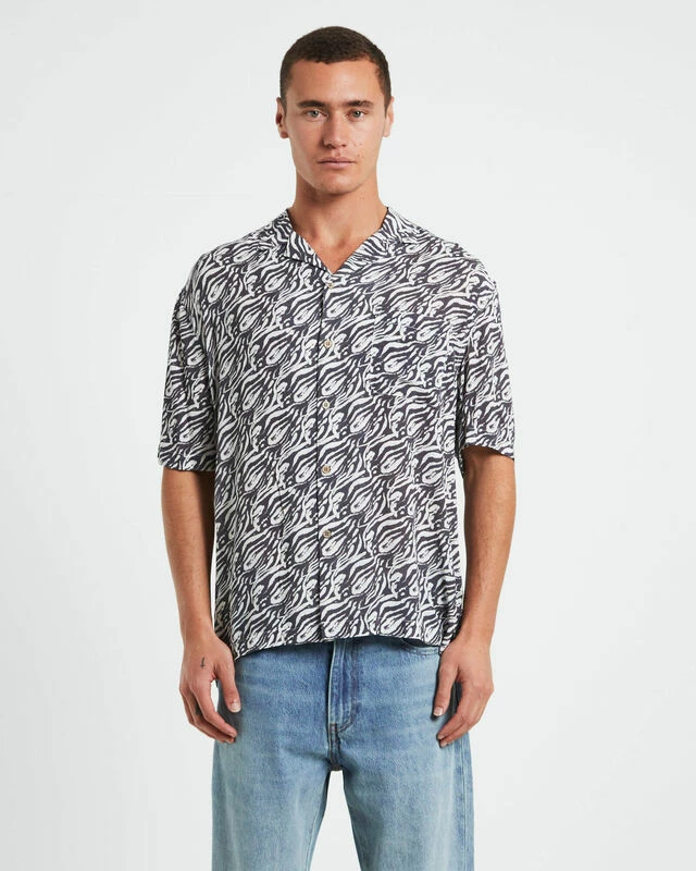 Insight Trackless Resort Short Sleeve Shirt In Black 3 Insight Trackless Resort Short Sleeve Shirt In Black