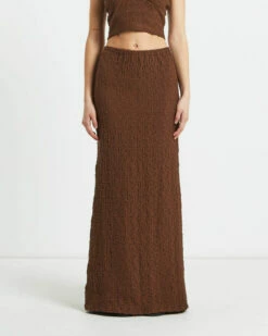 Skyla Textured Maxi Skirt In Hazelnut