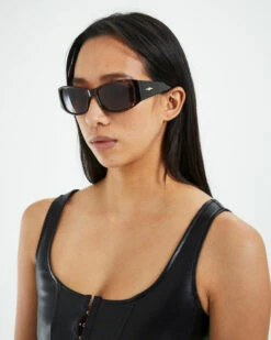 Le Specs The Exquisite Sunglasses Tokyo Tort/Smokey Brown Mono