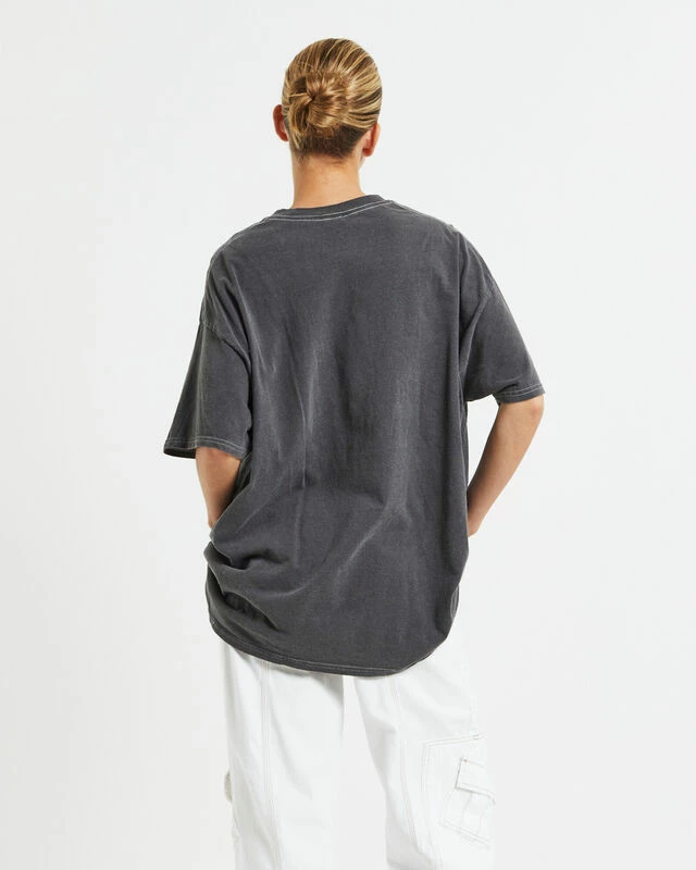 BDG Urban Outfitters BDG Nice Daisy Dad T-Shirt Grey 4 BDG Urban Outfitters BDG Nice Daisy Dad T-Shirt Grey - Image 2