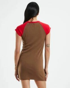 Mills Outline Raglan T-Shirt Dress Brown/Red -Insight Shop 2 39074