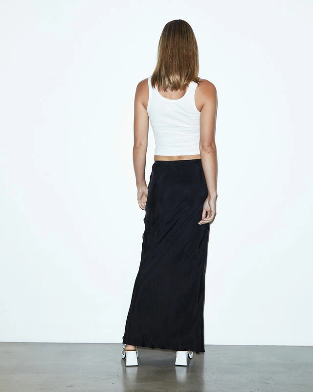 Studio Penelope Low Rise Midi Skirt Black 4 Studio Penelope Low Rise Midi Skirt Black - Image 2