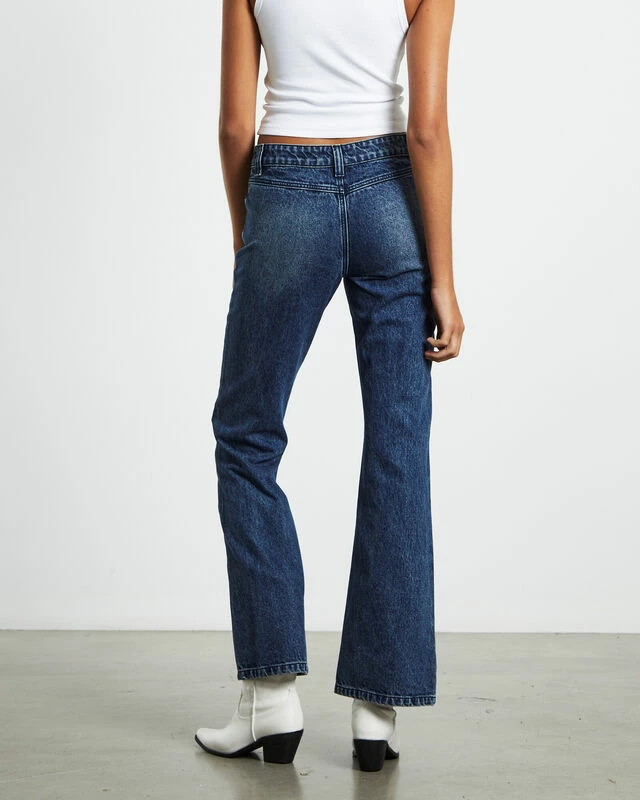 Tatiana Low Bootcut Jeans Vintage Tint Blue 4 Tatiana Low Bootcut Jeans Vintage Tint Blue - Image 2