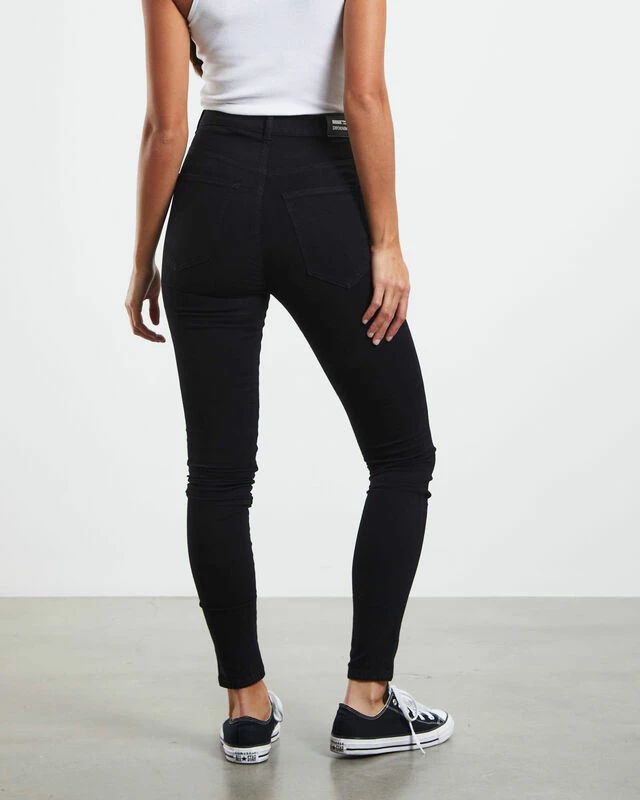 Dr. Denim Moxy Jeans Black 4 Dr. Denim Moxy Jeans Black - Image 2