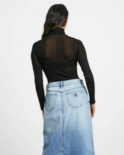 Studio Turtle Neck Long Sleeve Top In Black -Insight Shop 2 76025