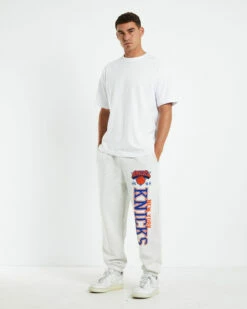 Mitchell & Ness New York Knicks Trackpants Sliver Marle -Insight Shop 3 23869