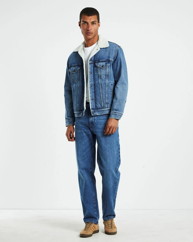 Levis Vintage Fit Sherpa Trucker Jacket Disco Lady 5 Levis Vintage Fit Sherpa Trucker Jacket Disco Lady - Image 3