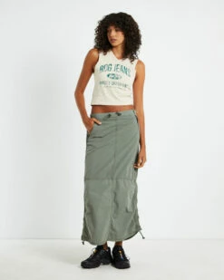 BDG Urban Outfitters BDG Varsity Vest Singlet Cream -Insight Shop 3 25230