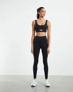 03 Outdoor Active Crop Bra Black -Insight Shop 3 26446