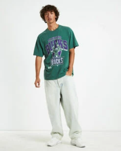 Mitchell & Ness Arch Short Sleeve T-Shirt Milwaukee Bucks Green -Insight Shop 3 50943