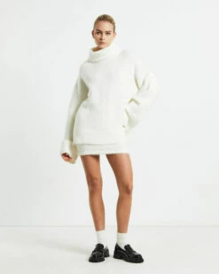 Winnie Long Sleeve Jumper White -Insight Shop 3 57171
