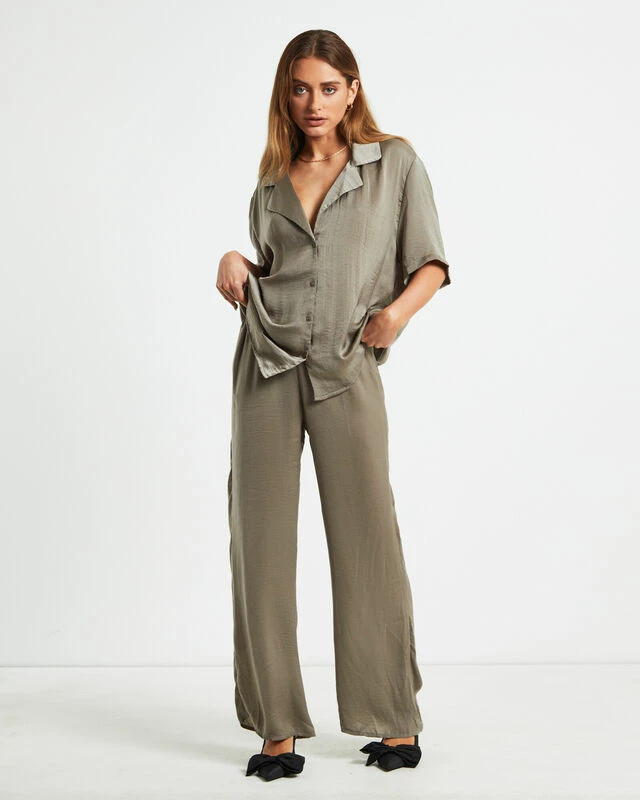 Hallie Pant Olive 5 Hallie Pant Olive - Image 3