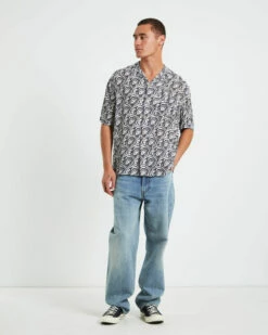 Insight Trackless Resort Short Sleeve Shirt In Black 10 Insight Trackless Resort Short Sleeve Shirt In Black -Insight Shop 3 61892