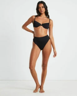 Rib Cut Out Underwire Bikini Top In Black 10 Rib Cut Out Underwire Bikini Top In Black -Insight Shop 3 75018