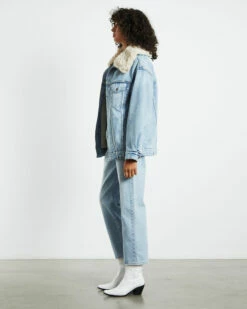 Levis XL Sherpa Trucker Jacket The Other Way Indigo Blue 11 Levis XL Sherpa Trucker Jacket The Other Way Indigo Blue -Insight Shop 4 20136