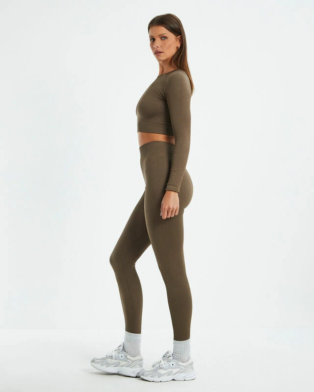 Long Sleeve Rib Crop Top Cocoa Brown 6 Long Sleeve Rib Crop Top Cocoa Brown - Image 4