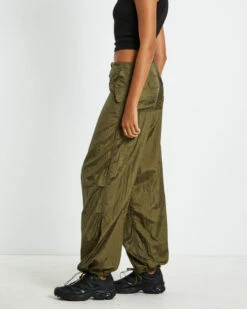 Leoni Parachute Tech Pants Khaki -Insight Shop 4 24133