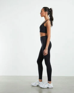 03 Outdoor Active Crop Bra Black -Insight Shop 4 26447