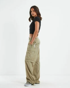 Baby Tee Black -Insight Shop 4 31009