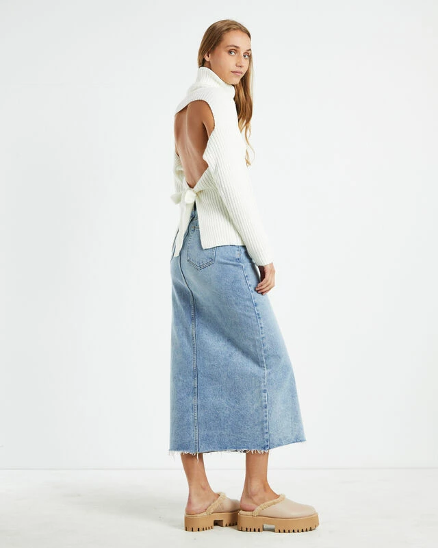 Amina Tie Back Boxy Knit Jumper White 6 Amina Tie Back Boxy Knit Jumper White - Image 4