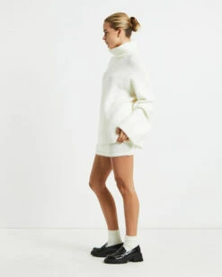 Winnie Long Sleeve Jumper White -Insight Shop 4 57172