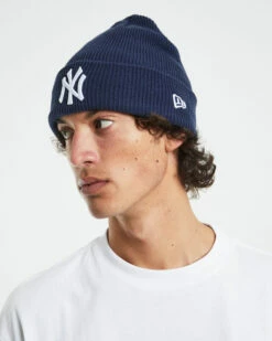 NEW ERA New York Yankees Oceanside Beanie Blue 9 NEW ERA New York Yankees Oceanside Beanie Blue -Insight Shop 4 59578