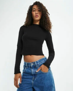 Ribbed Long Sleeve Crop Skivvy Black -Insight Shop 5 15734
