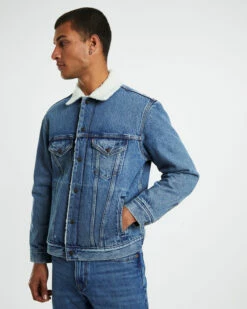 Levis Vintage Fit Sherpa Trucker Jacket Disco Lady 12 Levis Vintage Fit Sherpa Trucker Jacket Disco Lady -Insight Shop 5 25111