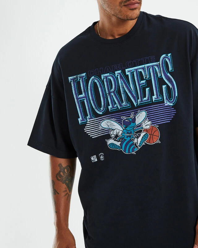 Mitchell & Ness Underscore Charlotte Hornets T-shirt Faded Black 7 Mitchell & Ness Underscore Charlotte Hornets T-shirt Faded Black - Image 5