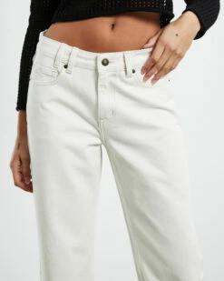 Insight Muse Mide Rise Straight Dad Jean Vintage Ecru -Insight Shop 5 45766