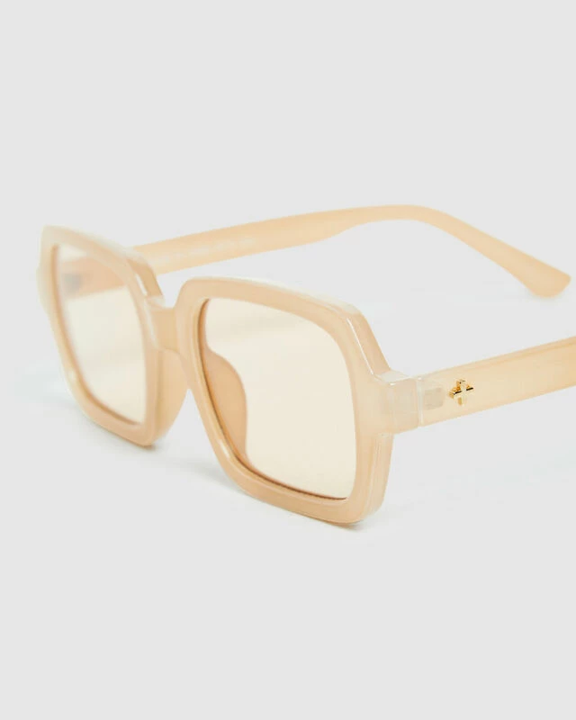 Elise Sunglasses Nude/Honey 7 Elise Sunglasses Nude/Honey - Image 5