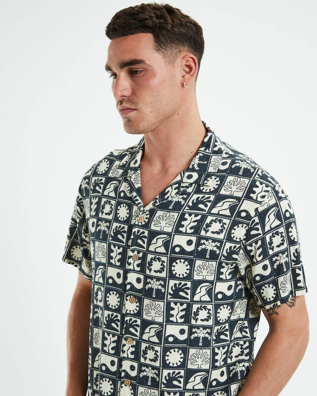 Bueno Short Sleeve Shirt Sand 7 Bueno Short Sleeve Shirt Sand - Image 5