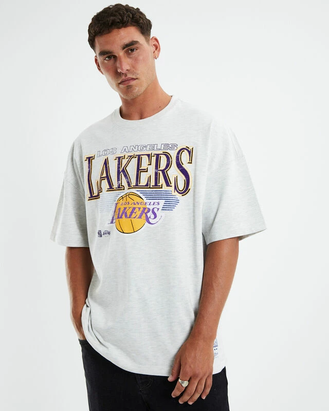 Mitchell & Ness Underscored OS T-Shirt Los Angeles Lakers White Marle 7 Mitchell & Ness Underscored OS T-Shirt Los Angeles Lakers White Marle - Image 5