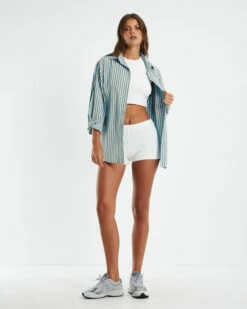 Boucle Hot Shorts White 12 Boucle Hot Shorts White -Insight Shop 5 57029