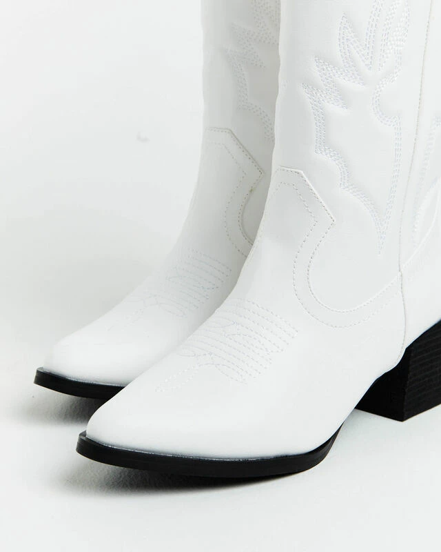 Ranger Cowboy Boot In White 7 Ranger Cowboy Boot In White - Image 5