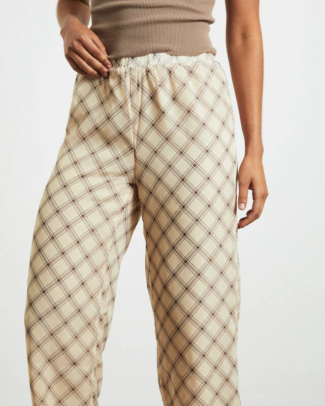 Candice Pants In Check Print 7 Candice Pants In Check Print - Image 5