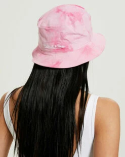 Mitchell & Ness Tie Dye Bulls Bucket Hat White/Pink 13 Mitchell & Ness Tie Dye Bulls Bucket Hat White/Pink -Insight Shop 6 13105