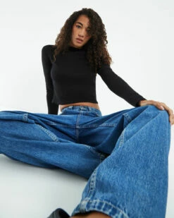 Ribbed Long Sleeve Crop Skivvy Black -Insight Shop 6 15735