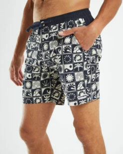 Bueno 16" Trunk Boardshorts Black/White -Insight Shop 6 17739