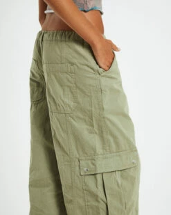 BDG Urban Outfitters BDG Toni Cargo Pants Khaki -Insight Shop 6 25257