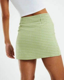 Libby Curve Front Skirt Green -Insight Shop 6 26156