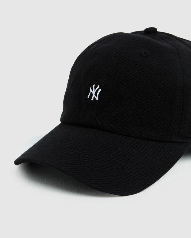 NEW ERA Causal Classic New York Yankees Cap Black/White 8 NEW ERA Causal Classic New York Yankees Cap Black/White - Image 6