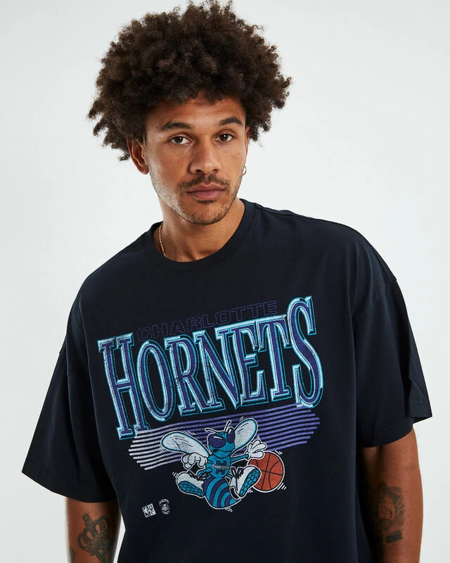 Mitchell & Ness Underscore Charlotte Hornets T-shirt Faded Black 8 Mitchell & Ness Underscore Charlotte Hornets T-shirt Faded Black - Image 6